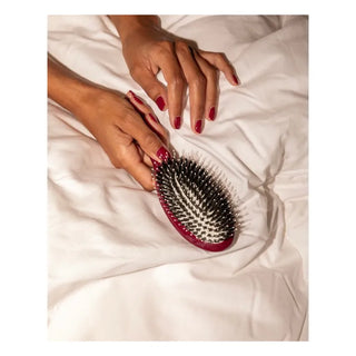 N.03 Large Gentle Scalp Care Hair Brush: Cherry Red